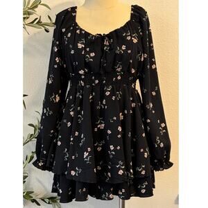 Inspire Hearts Black Floral Long Sleeve Smocked Waist Romper Size Large